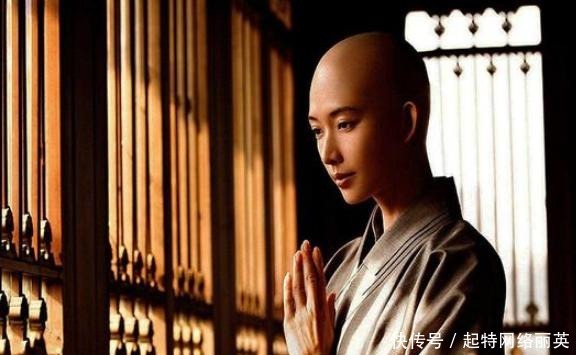 尼姑|婴儿长得太丑被亲妈嫌弃，被尼姑抚养成人后，成为“千古一帝”！