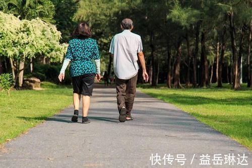 内分泌科|多走路可以降脂?内分泌科医生表示:这3种食物或比走路更管用