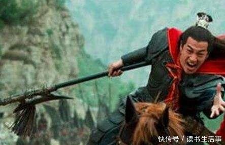 消失|吕布被曹操杀后,方天画戟为何“神秘消失”曹操把它给了谁