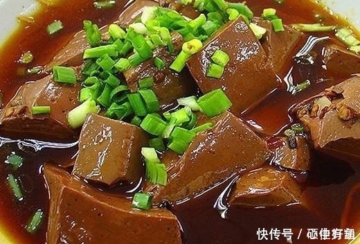 你还在买猪血吃吗?爱吃猪血的来看看,现在知道还不晚