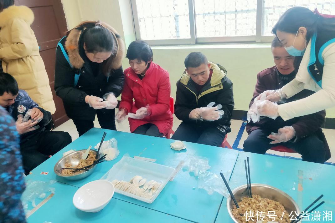 宁乡|宁乡:情暖冬至节,快乐包饺子