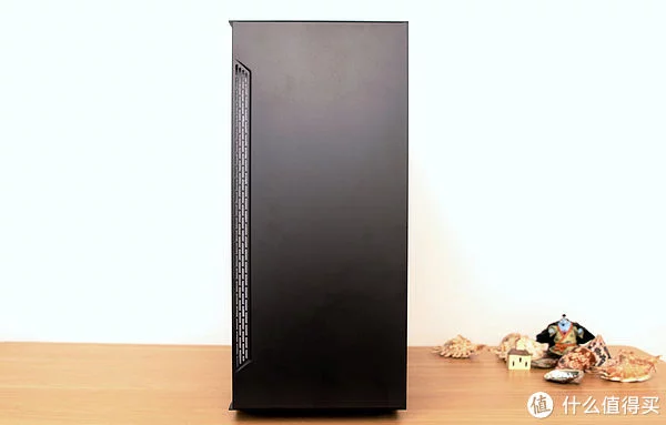 耀世平台招商注册硬体手作篇二十六：VM30001W2Z太空人H2Pro机壳手作分享：外形漂亮散热器强，主流配置很能装