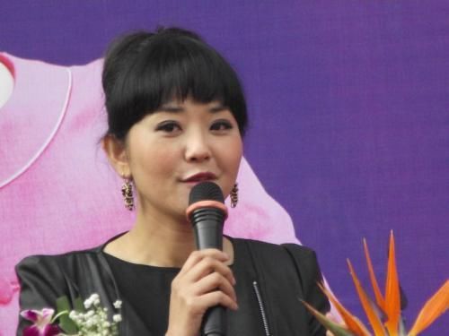 有哪些明星是8月21号出生