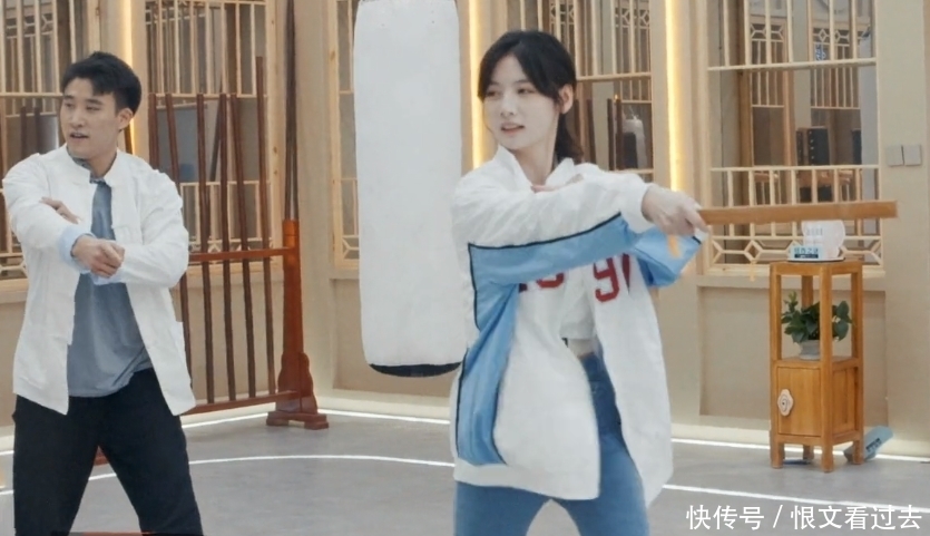 硬糖|硬糖少女告别武馆:陈卓璇王艺瑾旗鼓相当,张艺凡轻取希林娜依高