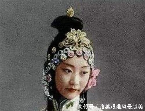 最终|晚清最漂亮格格，迷恋溥仪一生未嫁，最终在2003年死于敬老院