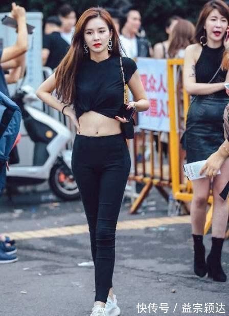 大长腿|打底裤简约又富有弹力,打造出高端气质女神范