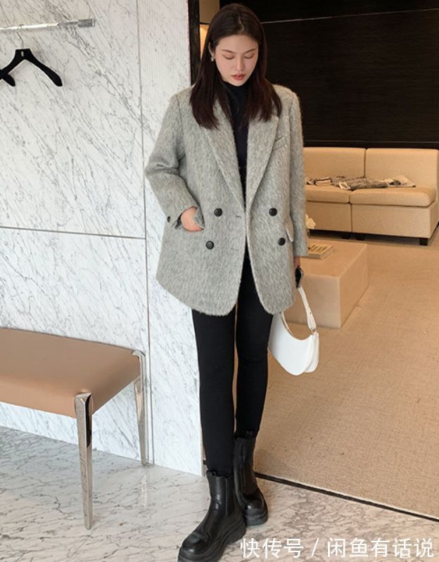 穿搭 打底衫还是黑色最百搭,35岁博主这几套秋冬穿搭,每一套都想照搬