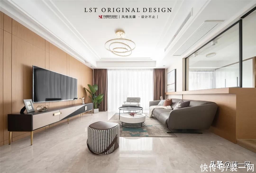 客餐厅|刘思彤设计｜119平三居室装修案例赏析 想要的设计全都有