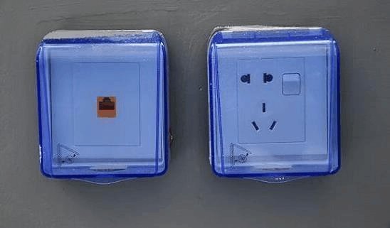 拖线板|插座不要再装墙上了,头次见到内行人装这种,后悔我家装早了