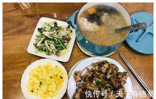 一家三口的晚餐，在朋友圈火了，网友：拒绝精致穷，不剩菜不浪费