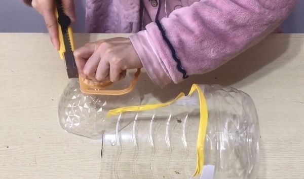 空油桶扔掉等于在扔钱，简单切几刀放家里，家里人都抢着用！