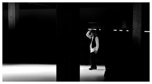 他大概是全日本最热爱女性的设计师