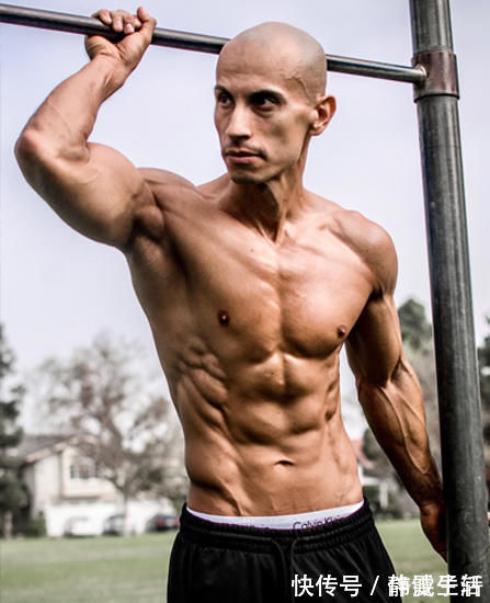 营养物质|街健大神告诉你,素食也能练出肌肉身材,而且常年保持极低的体脂