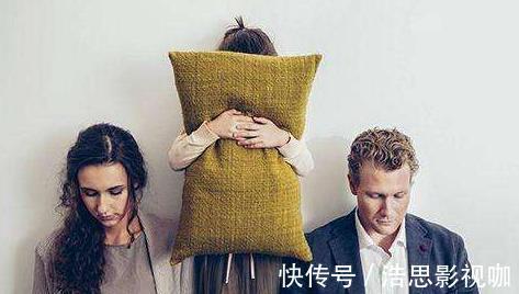 女儿|“妈,你以后别来学校”,女儿一席话寒心穷真的不配生娃吗