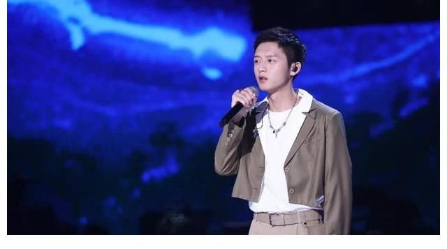 巅峰之夜|“好声音”迎五强争霸战,四大战队向“巅峰之夜”发起最后冲刺