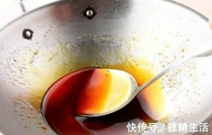 汁儿|炒糖色时,第一步放冰糖就错了!再加一步,糖色透亮有光泽还不苦