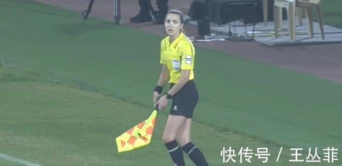 国足|让一个王霜也赢你!中国女足霸气为国足“复仇”,美女边裁很抢镜