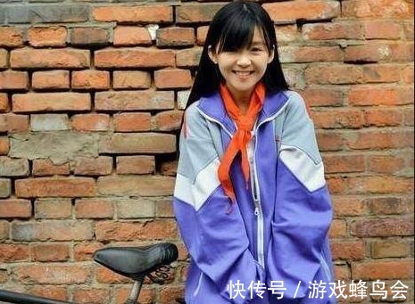 穿法 学生党超流行的4种校服穿法，“土味”穿出时尚感，老师头好疼！