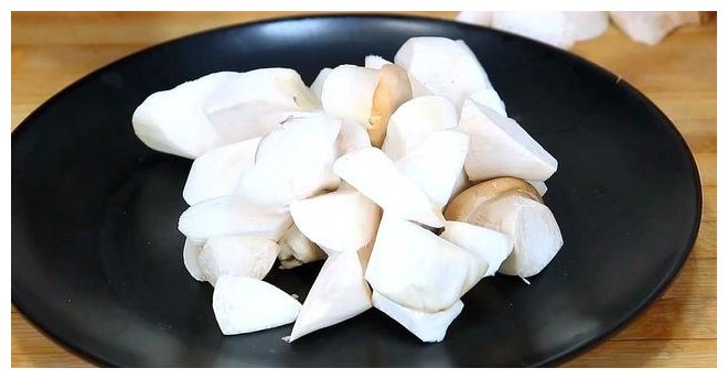 吃了这么久土豆，这做法第一次见，全家都喜欢，真是高手在民间