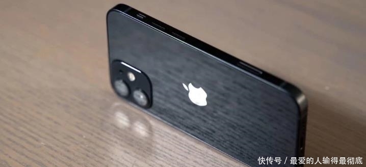挡不住|等等党赢了!iPhone12mini跌至4999,苹果也挡不住价格的下降