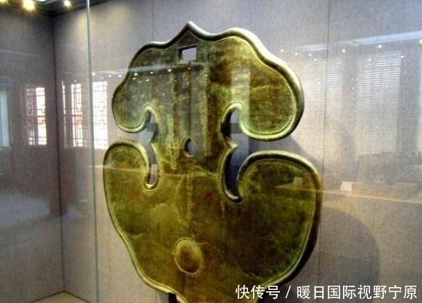 国宝|我国最“憋屈”的无价国宝,专家为它苦找30年,却被学校当钟敲