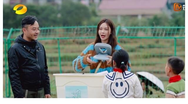 绝了！看到汪涵送陨石给小学生，才明白这档新综艺：凭啥收视第一