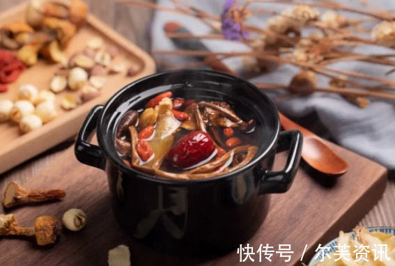 养胃健脾|气血不足百病生，4种食物常补充，养胃健脾补气血，建议试试