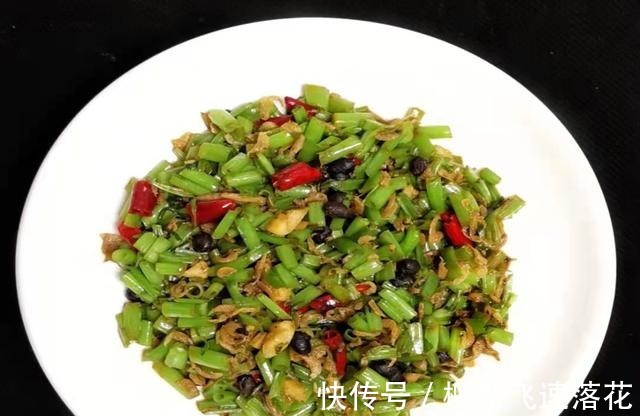 秋季多吃空心菜，试试这种新吃法，营养又美味，营养均衡特解馋！