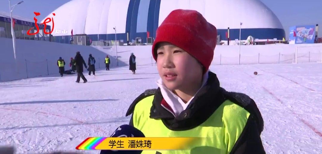 冰球|冰壶、 冰球、冰盘 、 雪地摩托、雪地爬犁……这个冬天尽情玩耍吧！