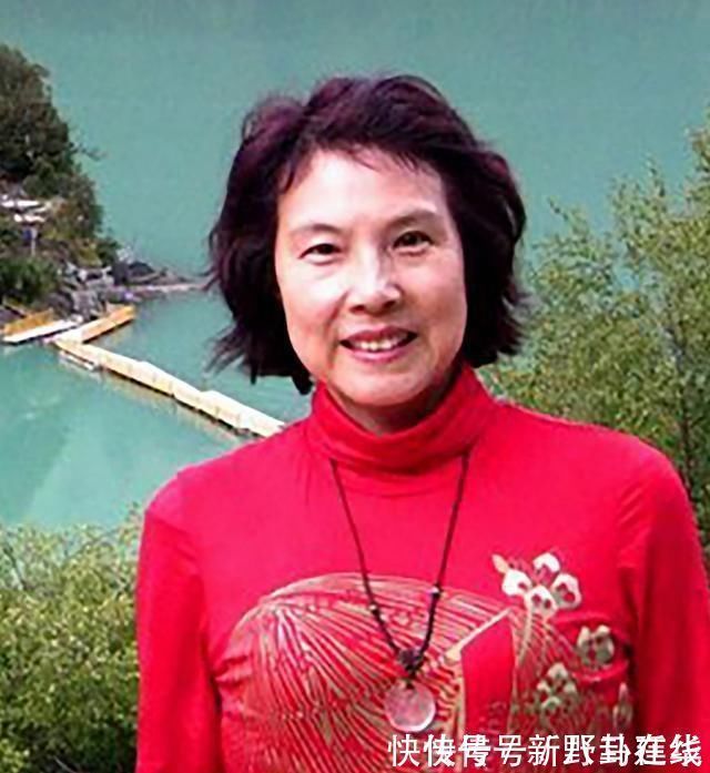 苕溪诗#她是著名书法家,笔法遒劲妍美,高古大气,可当书协主席