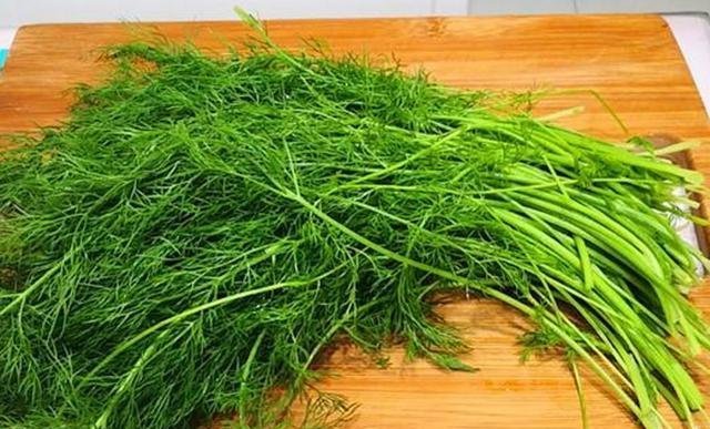  家里有茴香，教你做馅饼，上锅一烙，皮薄馅多，凉了也不变硬