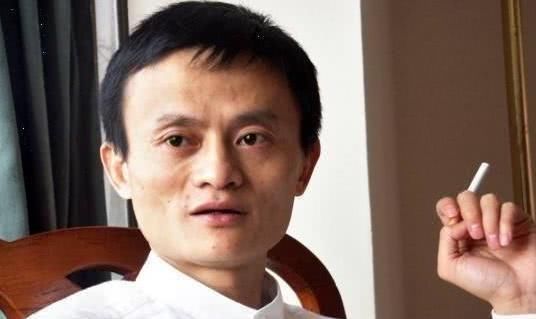 毕业照|马云30年前毕业照曝光,前排女同学实在太瞩目,网友:真绝了