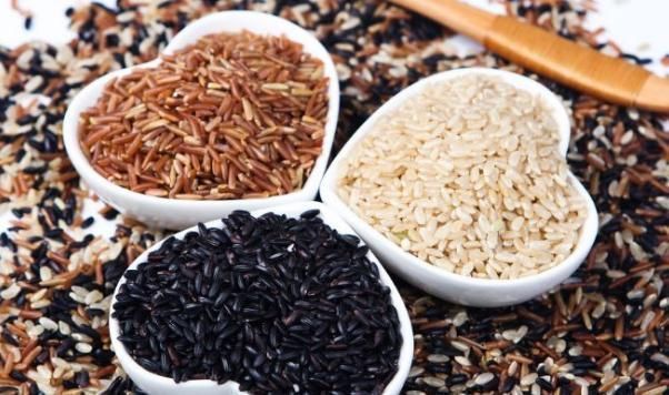 养生|多喝水、多走路,你以为是养生专家其实是在“折寿”