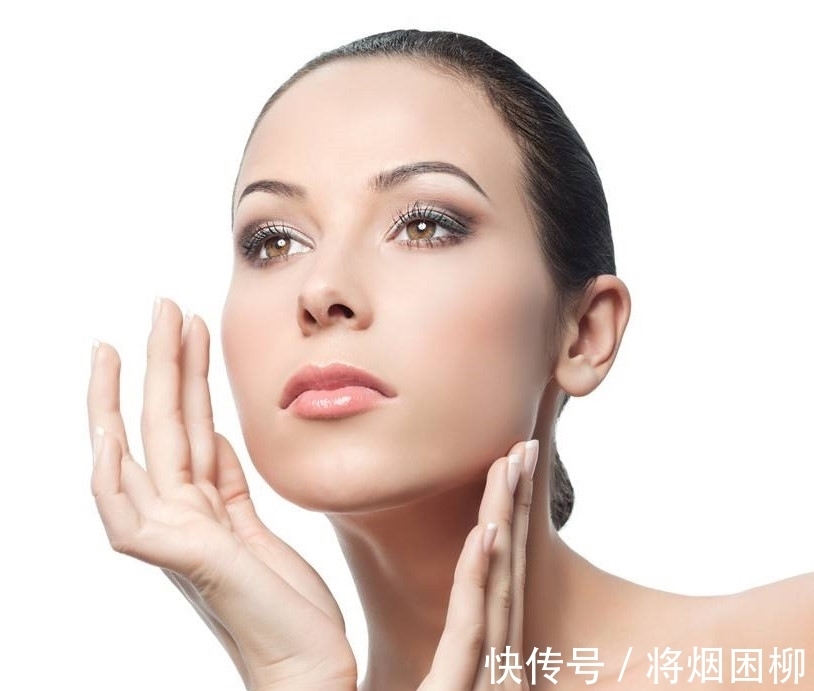 效果|洗脸水里加点它,一周皮肤变得又白又嫩,比洗面奶效果还好