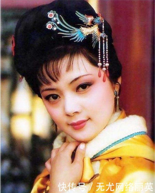 喜欢|《红楼梦》里贾母不喜欢薛宝钗?也许您错了