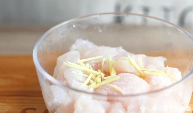 西红柿|西红柿别炒鸡蛋了!这样做营养高,鲜嫩爽滑,孩子每次都吃光盘