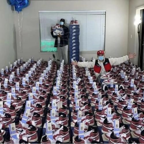 真不要脸了？主理人亲自下场给后门贩子写感谢信