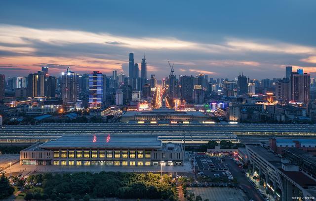 涨幅|长沙房价四连跌，两万炒房客被套长沙楼市，长沙楼市分析出炉