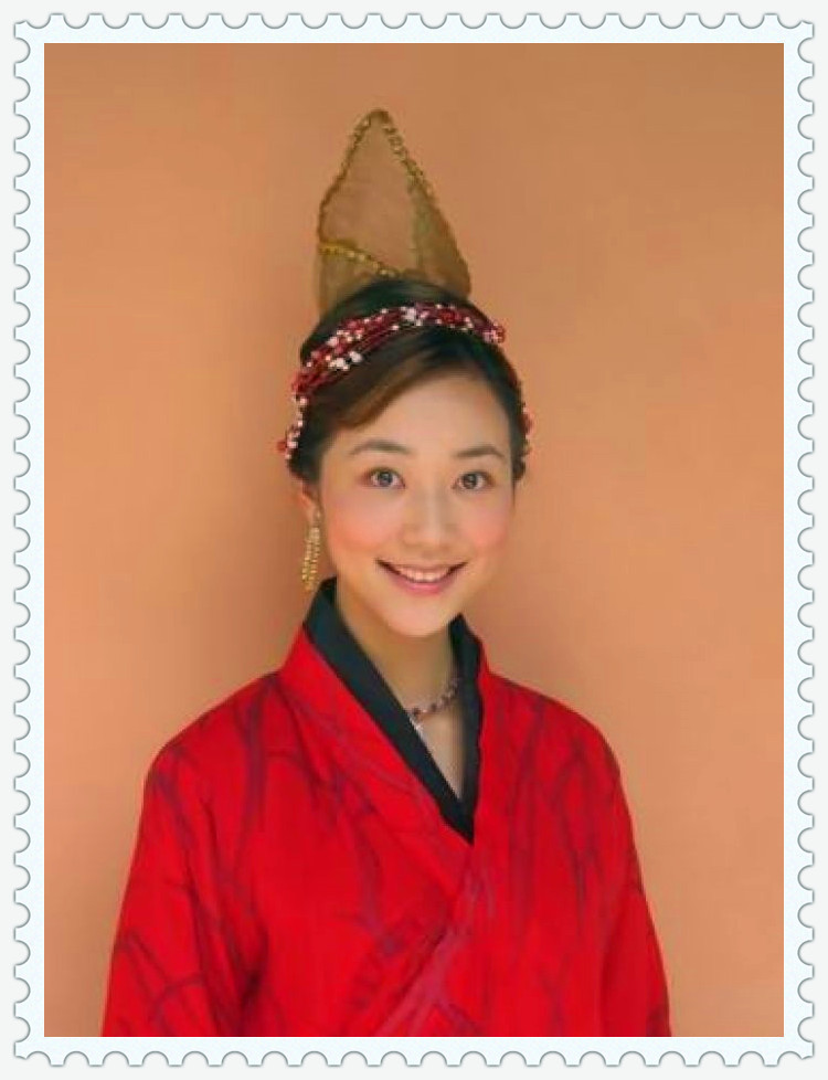 扮演过"公主"的女星,李沁,陈钰琪活泼开朗,而她是真正的公主