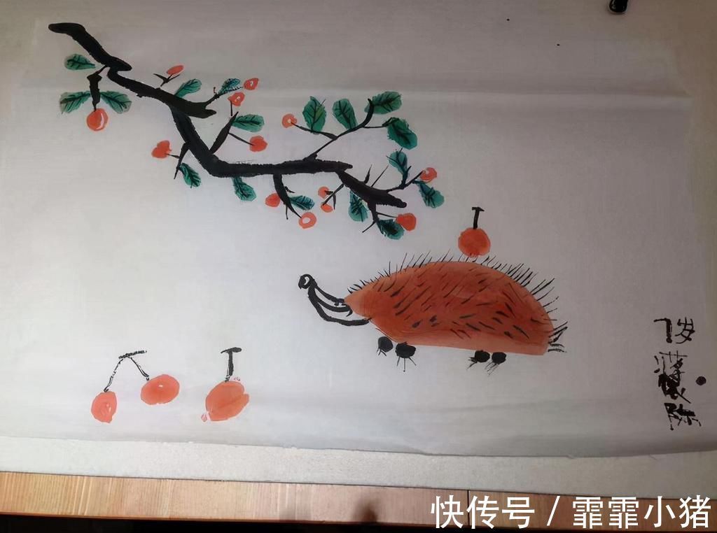 父母|母亲“纵容”儿子墙上涂鸦,曾因此赔偿数千元,但作品相当惊艳