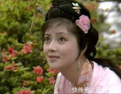 宝玉|薛宝钗为什么不喜欢花儿、粉儿为什么总用半旧的东西