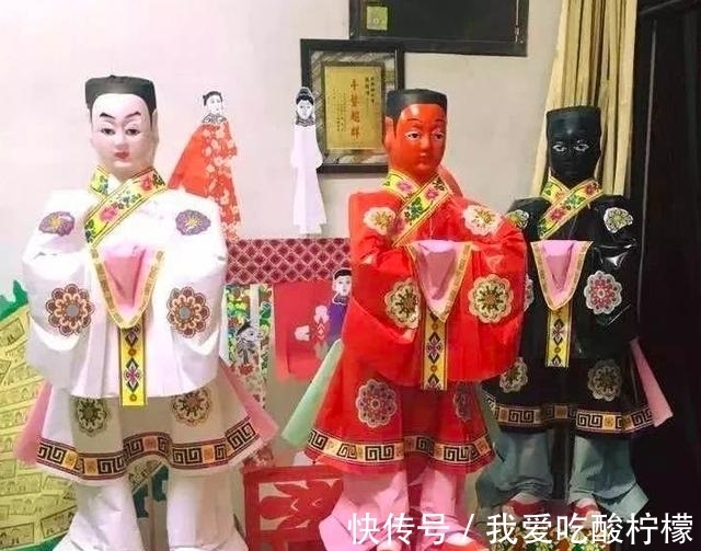 扎葬礼#中国葬礼纸扎,荣登巴黎艺术展,法国人不禁感叹中国人太浪漫了