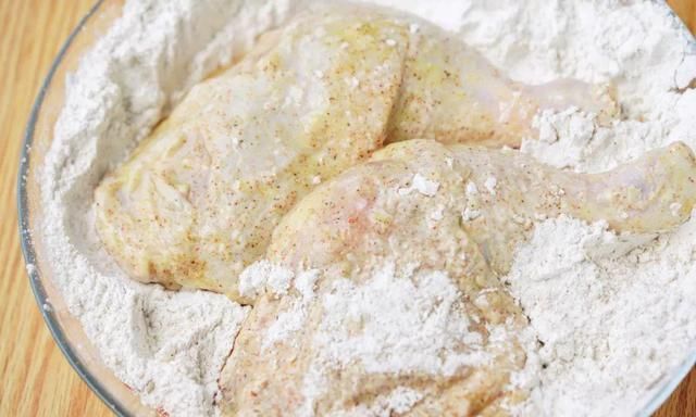 不用油炸却酥脆爆汁的脆皮大鸡腿,孩子们都爱吃!