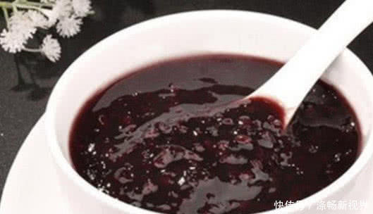 身体|坚持喝黑米粥的人,身体会出现以下3种变化,早知早好