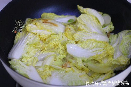 美味|此菜每周必吃,做法简单又美味,清洁肠道还补血,给肉都不换