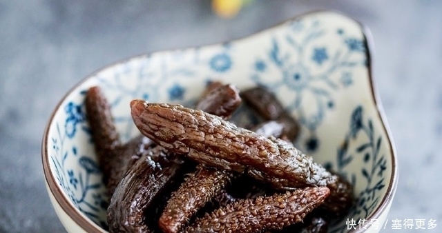 赶快|酱黄瓜的新做法,保证你都没试过,酱香浓郁又爽脆,赶快学起来