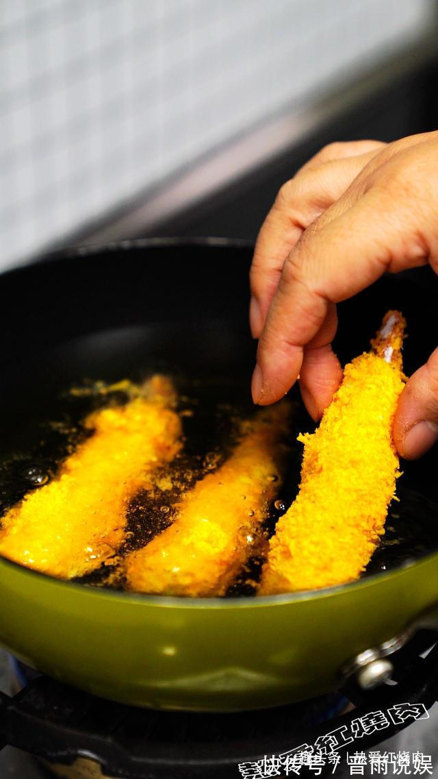 没想到山药和虾仁还能这么做，外酥里嫩不油腻，老人孩子特爱吃