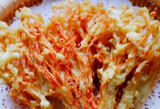 金针菇这样做好吃好看,春节用来招待客人,寓意富贵吉祥受欢迎