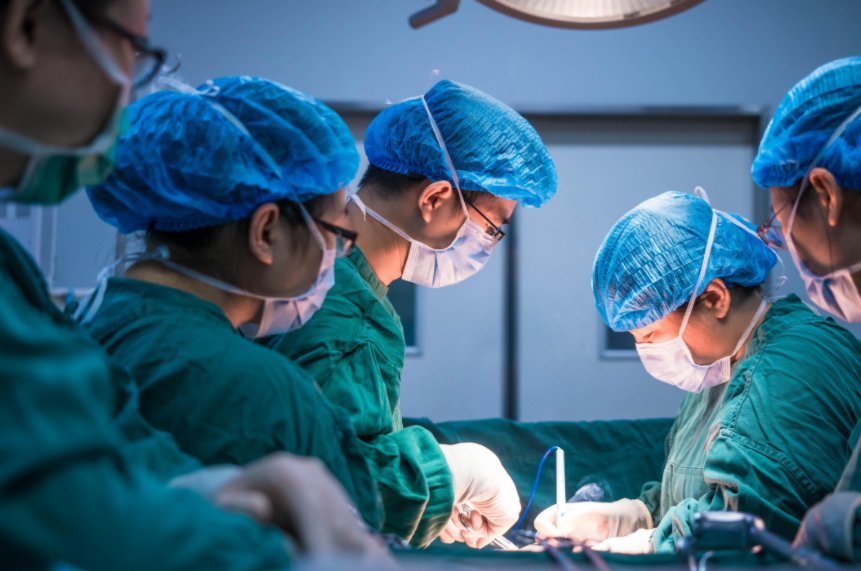 老孙|47岁男子突然晕倒，查出肝癌，医生：饭后一个“习惯”害了他