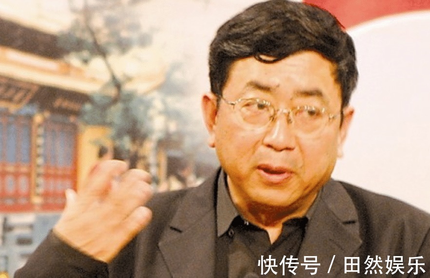 文化苦旅$著名学者易中天多次批评余秋雨,文人相轻余秋雨我不认识他